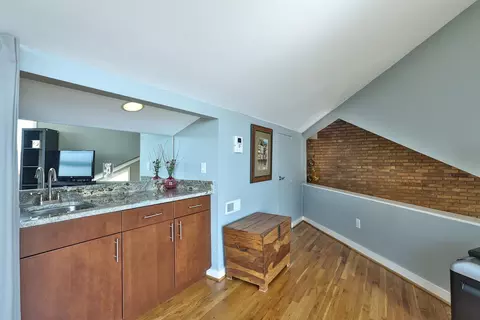 1020 Hatch, Cincinnati, OH 45202 photo 24
