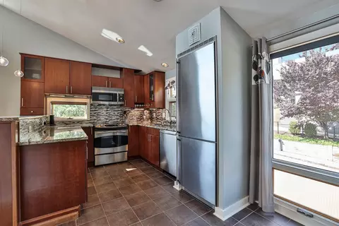 1020 Hatch, Cincinnati, OH 45202 photo 15