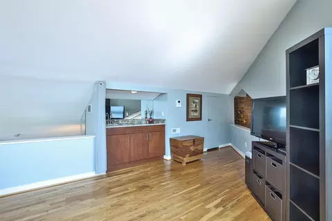 1020 Hatch, Cincinnati, OH 45202 photo 11