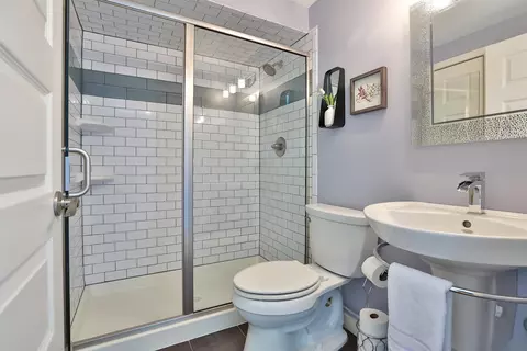 1020 Hatch, Cincinnati, OH 45202 photo 25