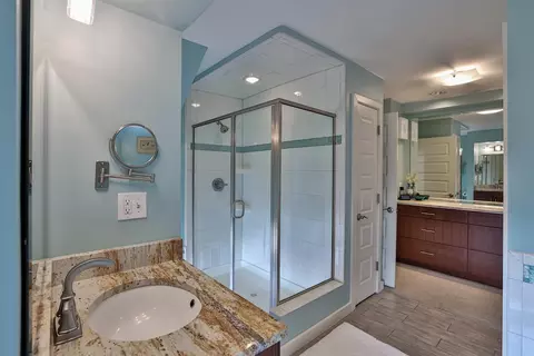1020 Hatch, Cincinnati, OH 45202 photo 21