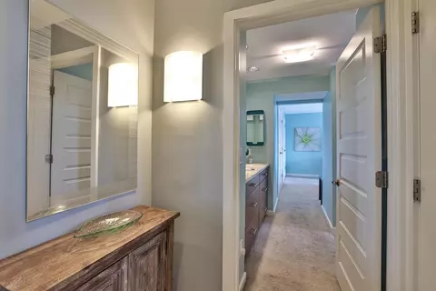 1020 Hatch, Cincinnati, OH 45202 photo 5