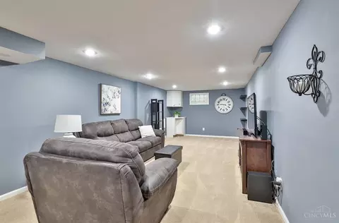 786 Strathcoma, Cincinnati, OH 45255 photo 33