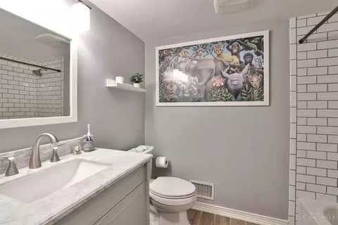 786 Strathcoma, Cincinnati, OH 45255 photo 31