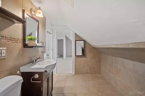Bath - 5718 Ridge, Cincinnati, OH 45213 photo 1 of 3