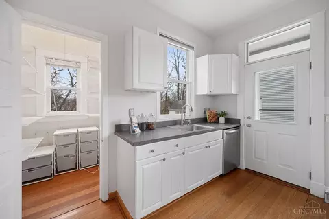 Kitchen - 5718 Ridge, Cincinnati, OH 45213 photo 4 of 5