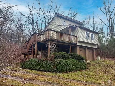 348 Cramer, Lucasville, OH 45648