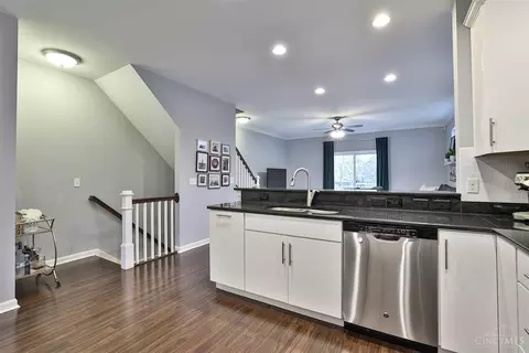 3252 Berwyn, Cincinnati, OH 45209 photo 14