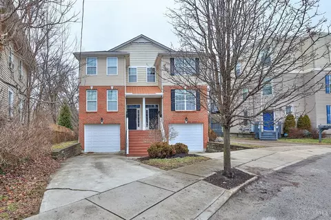 3252 Berwyn, Cincinnati, OH 45209