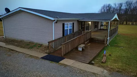 10040 John Woods, Winchester, OH 45697