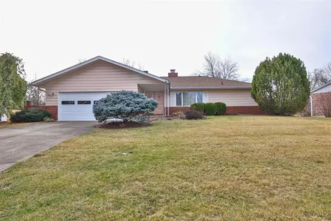 712 Evangeline, Forest Park, OH 45240