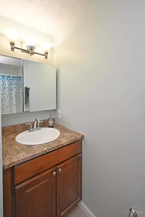1377 Longacre Dr, Forest Park, OH 45240 photo 21