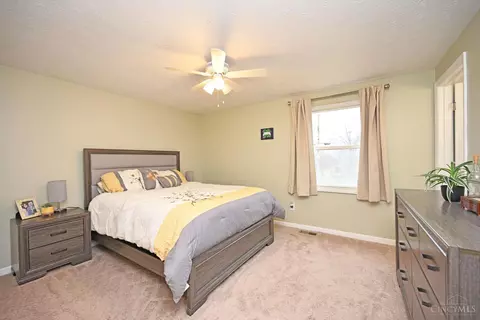 1377 Longacre Dr, Forest Park, OH 45240 photo 13