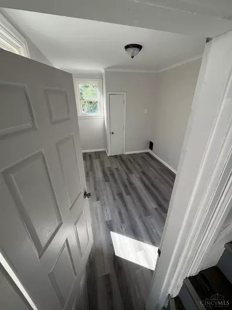 Entry Way - 1667 Iliff, Cincinnati, OH 45205 photo 3 of 5