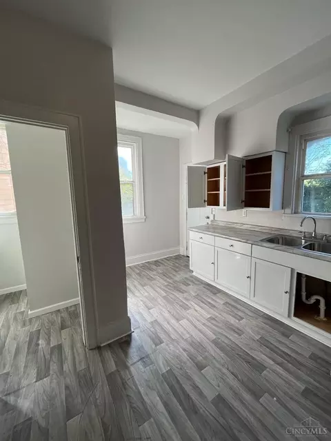 Kitchen - 1667 Iliff, Cincinnati, OH 45205 photo 1 of 1