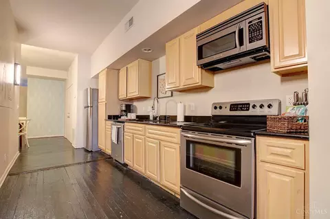 Kitchen - 633 Main #3, Cincinnati, OH 45202 photo 1 of 1