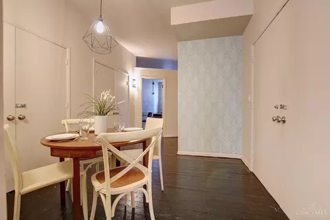 Dining - 633 Main #3, Cincinnati, OH 45202 photo 1 of 1