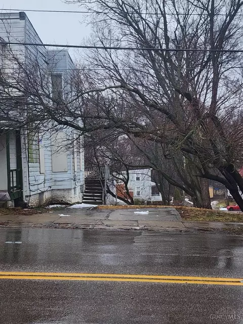 3638 Glenway, Cincinnati, OH 45205