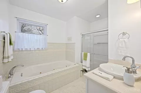 7984 Sagamore, Cincinnati, OH 45236 photo 16