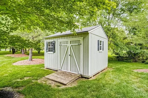 8259 Faller, Hamilton Township, OH 45039 photo 62