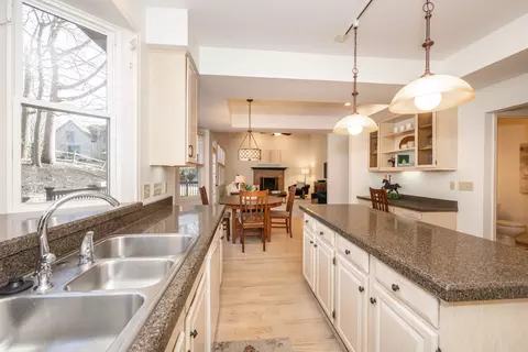 Kitchen - 4340 Chidester, Blue Ash, OH 45241 photo 2 of 5