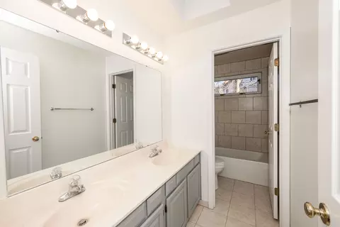 Bath - 4340 Chidester, Blue Ash, OH 45241 photo 6 of 8