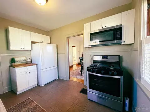 3102 Mapleleaf, Cincinnati, OH 45213 photo 10