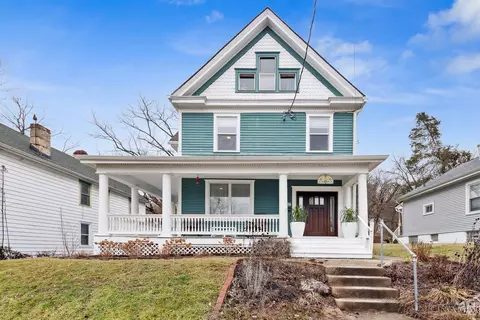 6210 Manuel, Cincinnati, OH 45227