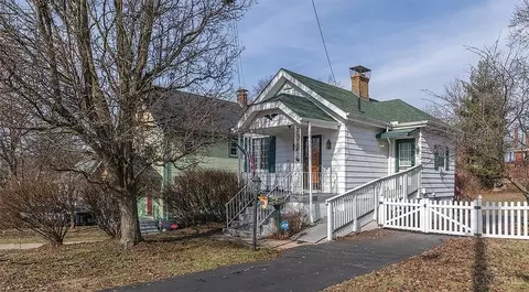 4228 Saint Martins, Cincinnati, OH 45211