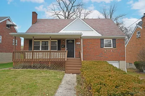 1231 Thurnridge, Reading, OH 45215