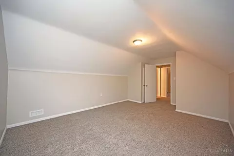 1231 Thurnridge Dr, Reading, OH 45215 photo 20