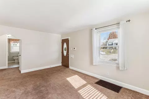 5519 Eula, Cincinnati, OH 45248 photo 3