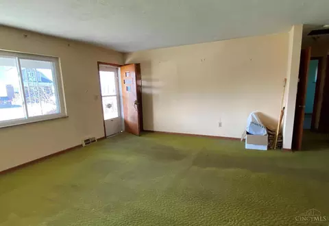 110 Grandin, Georgetown, OH 45121 photo 3
