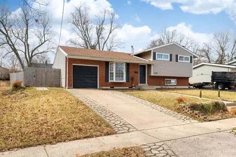 11439 Framingham Dr, Forest Park, OH 45240 photo 3