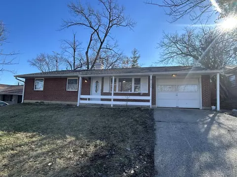 1035 Ledro, Springdale, OH 45246