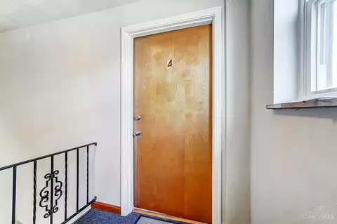 3755 Carson, Cincinnati, OH 45211 photo 4