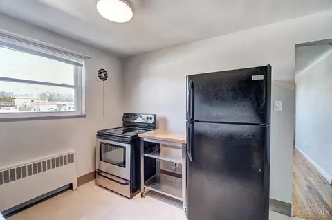 3755 Carson, Cincinnati, OH 45211 photo 9