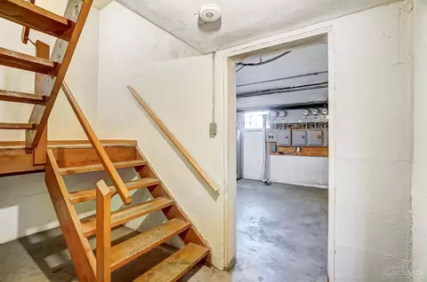 3755 Carson, Cincinnati, OH 45211 photo 21