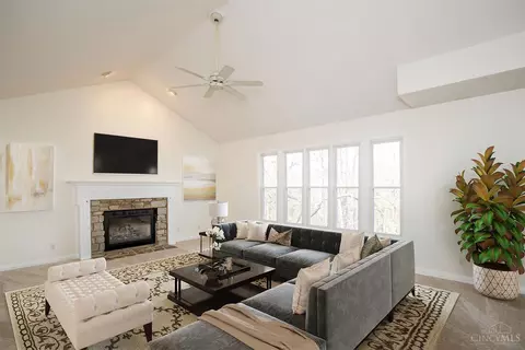 Living - 6705 Treeridge, Cincinnati, OH 45244 photo 2 of 7