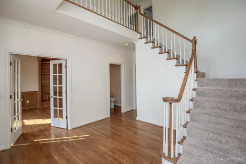 Entry Way - 6705 Treeridge, Cincinnati, OH 45244 photo 2 of 5
