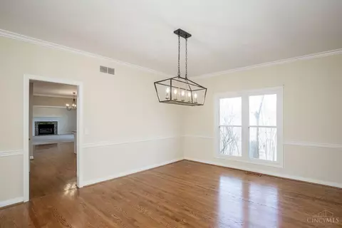 Dining - 6705 Treeridge, Cincinnati, OH 45244 photo 3 of 3