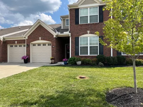 379 Turtle Crk, Loveland, OH 45140