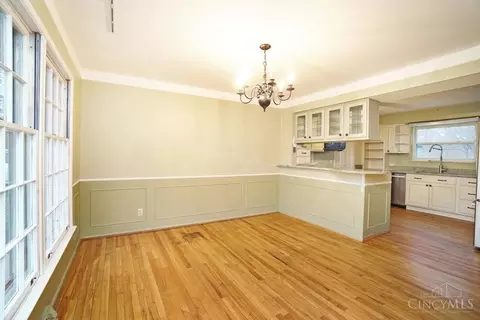 7620 Jolain, Montgomery, OH 45242 photo 10