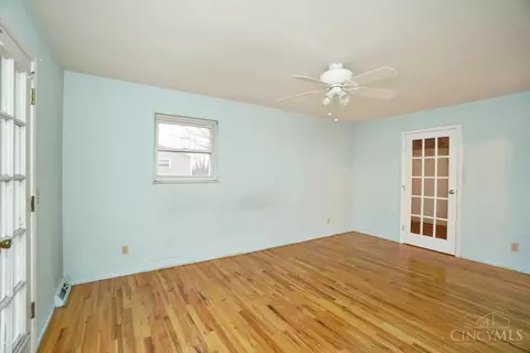 7620 Jolain, Montgomery, OH 45242 photo 20