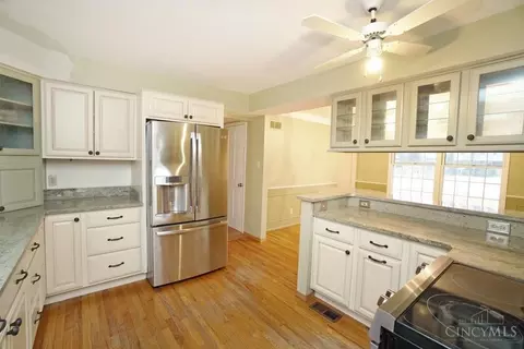 7620 Jolain, Montgomery, OH 45242 photo 14
