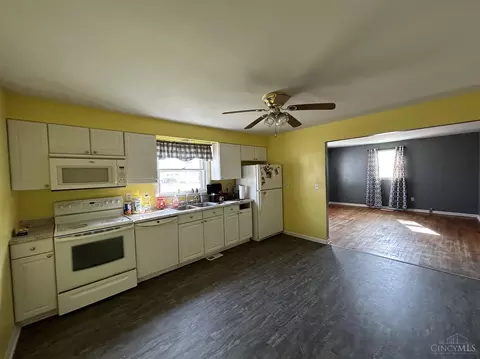 607 Main, Georgetown, OH 45121 photo 11