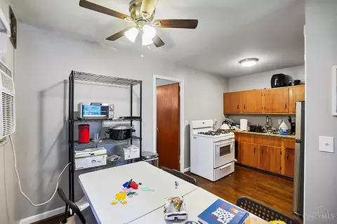 Kitchen - 2748 Atlantic, Cincinnati, OH 45209 photo 12 of 16