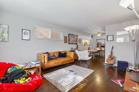 Living - 2748 Atlantic, Cincinnati, OH 45209 photo 12 of 14