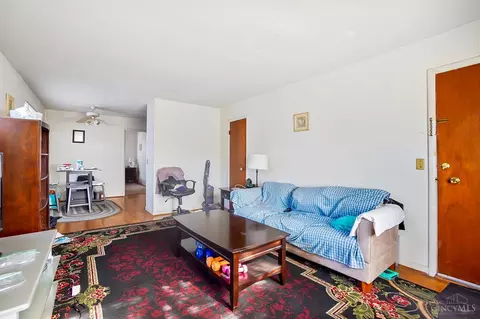 Living - 2748 Atlantic, Cincinnati, OH 45209 photo 6 of 14
