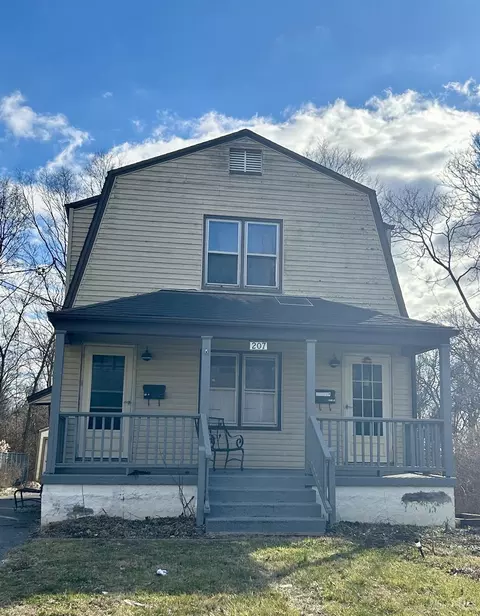 207 Bacon, Cincinnati, OH 45215